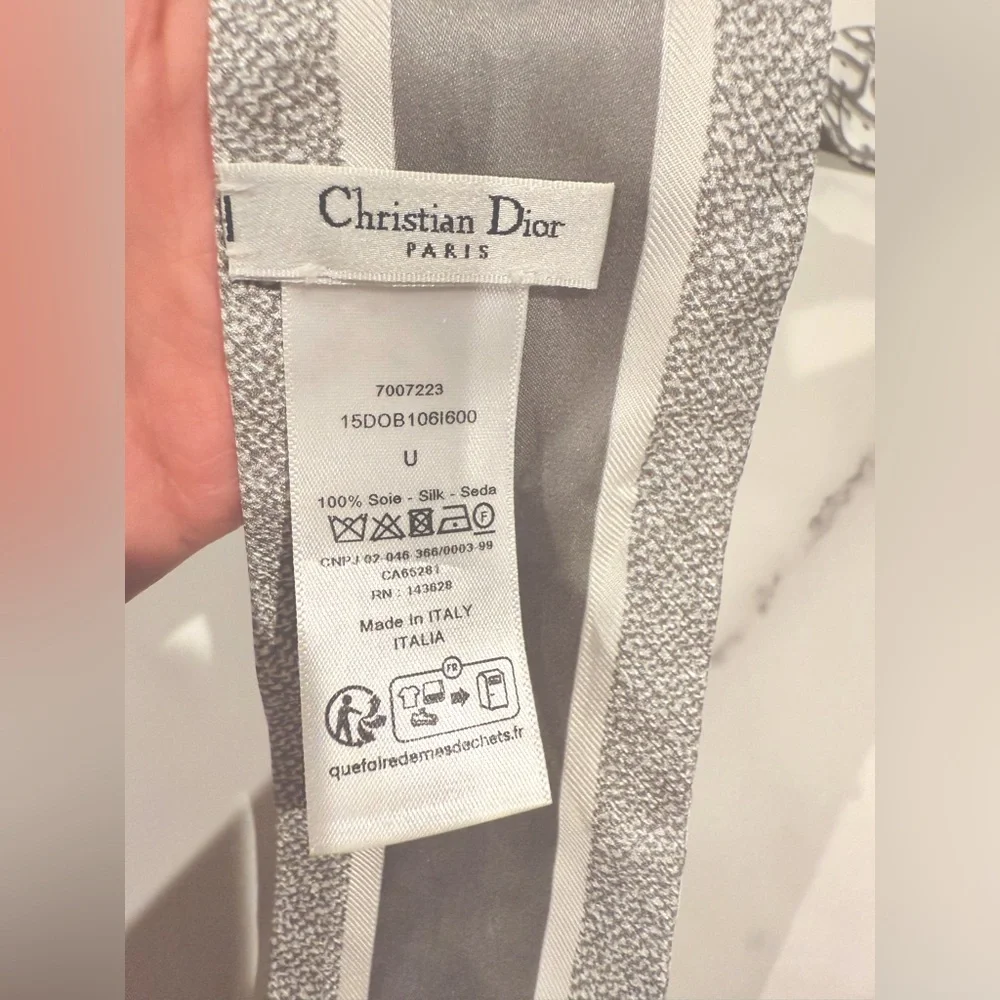 Christian Dior Twilly - Picture 7 of 11